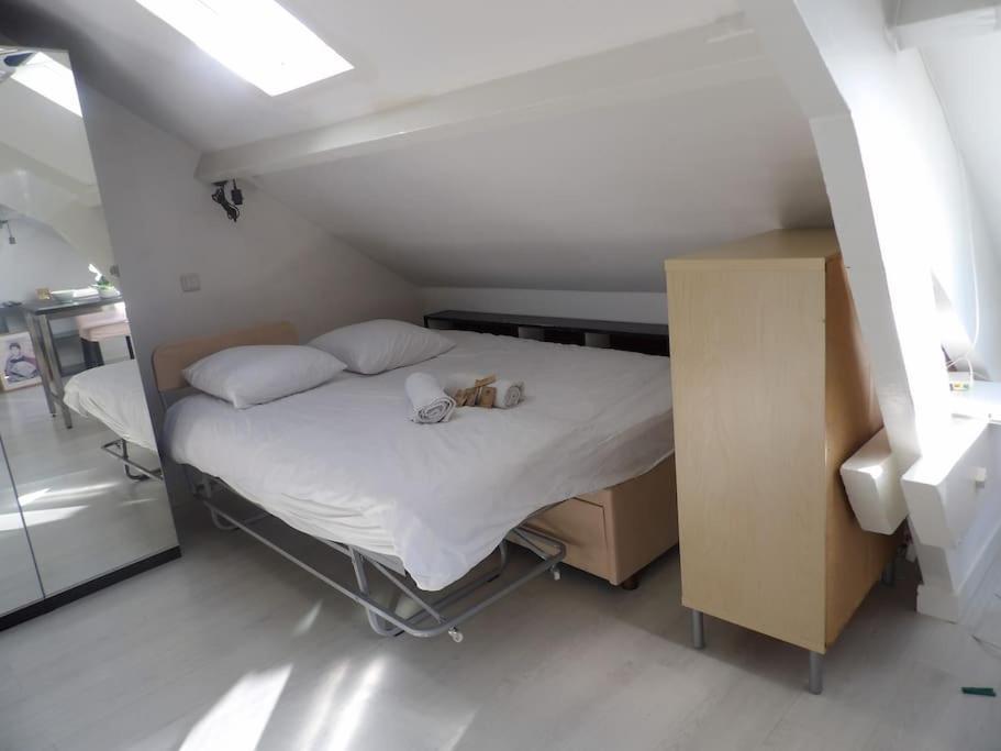 Paisible Studio A Vincennes Appartement Buitenkant foto